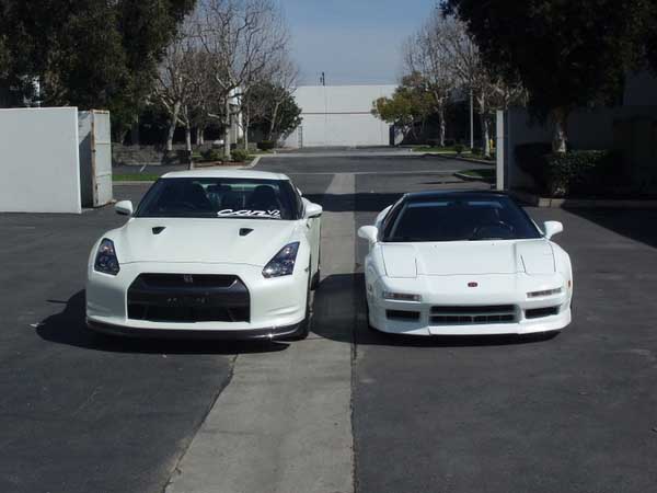 nsxvsgtr.jpg